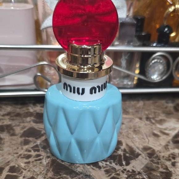 Miu Miu Eau de Parfum - Red and Gray - Picture 3 of 5